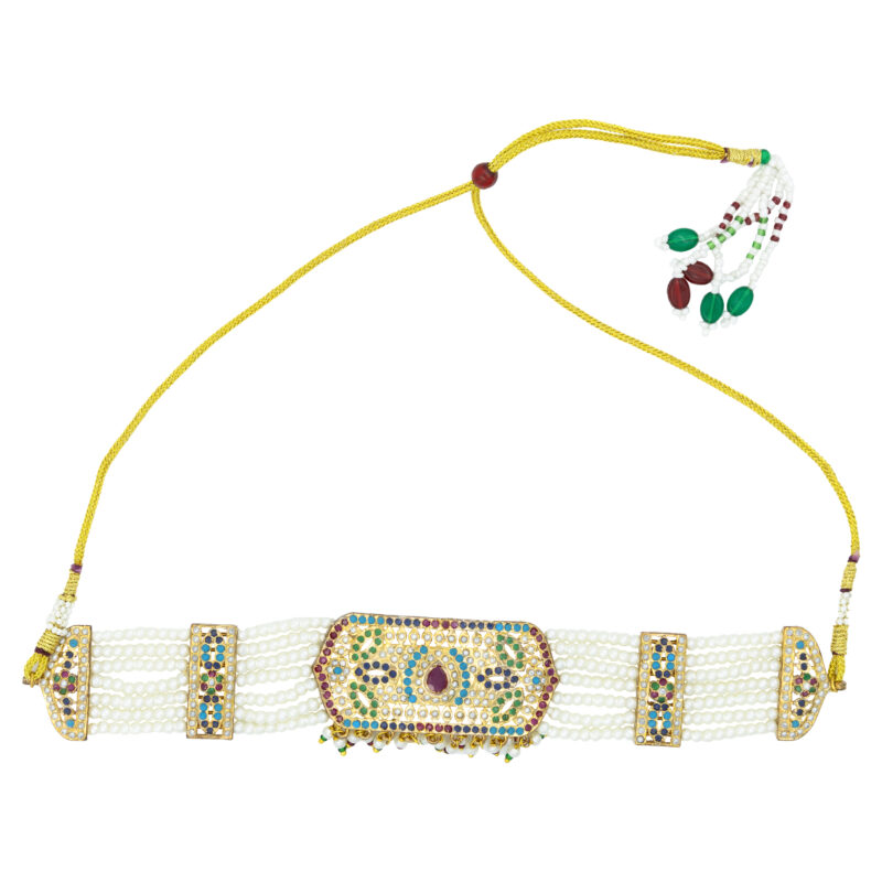 Zoya chocker