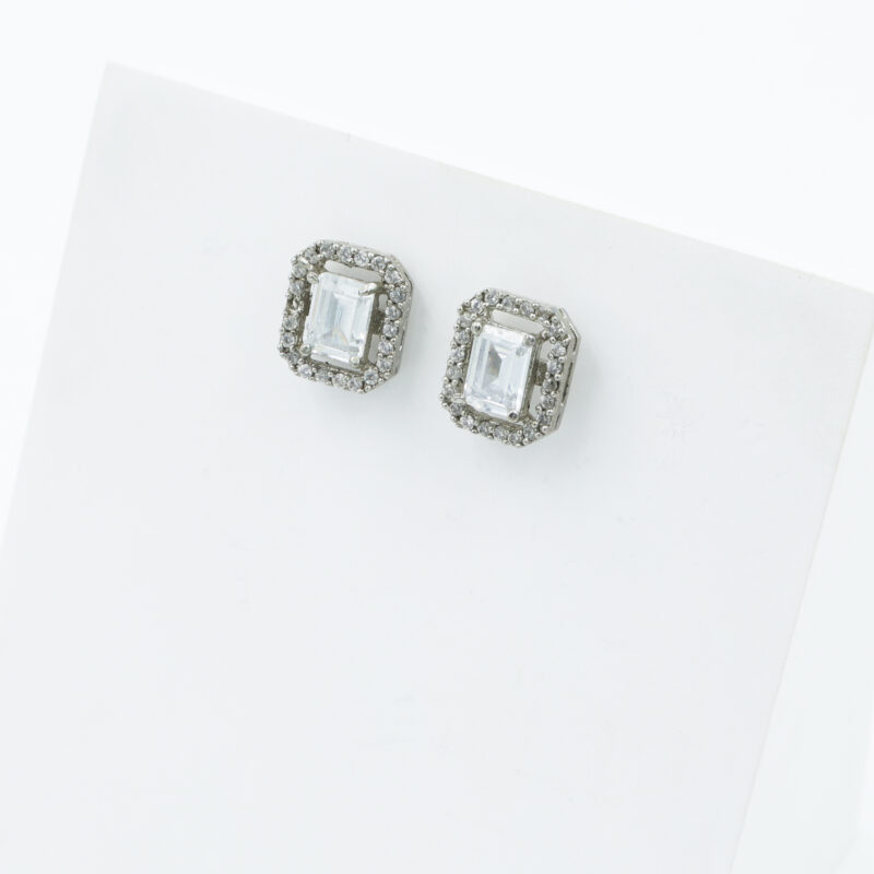 Lush Solitaire Stud Earnings - Image 2