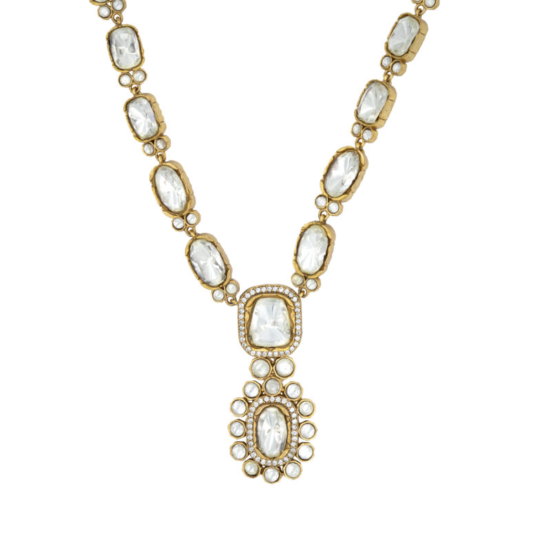 Noor Neckline